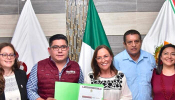 Rocío Nahle se registra para la gubernatura de Veracruz