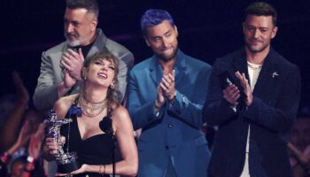 Taylor Swift arrasó en los MTV Video Music Awards 2023; Shakira tampoco se quedó atrás