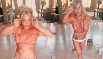 Video | Policía visita a Britney Spears tras su polémico baile con cuchillos