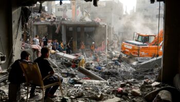 Más de 400 niños mueren cada día en Gaza por bombardeos de Israel: Unicef