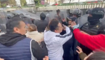 Trabajadores del Poder Judicial bloquean Insurgentes y Periférico Sur; SSC los repliega