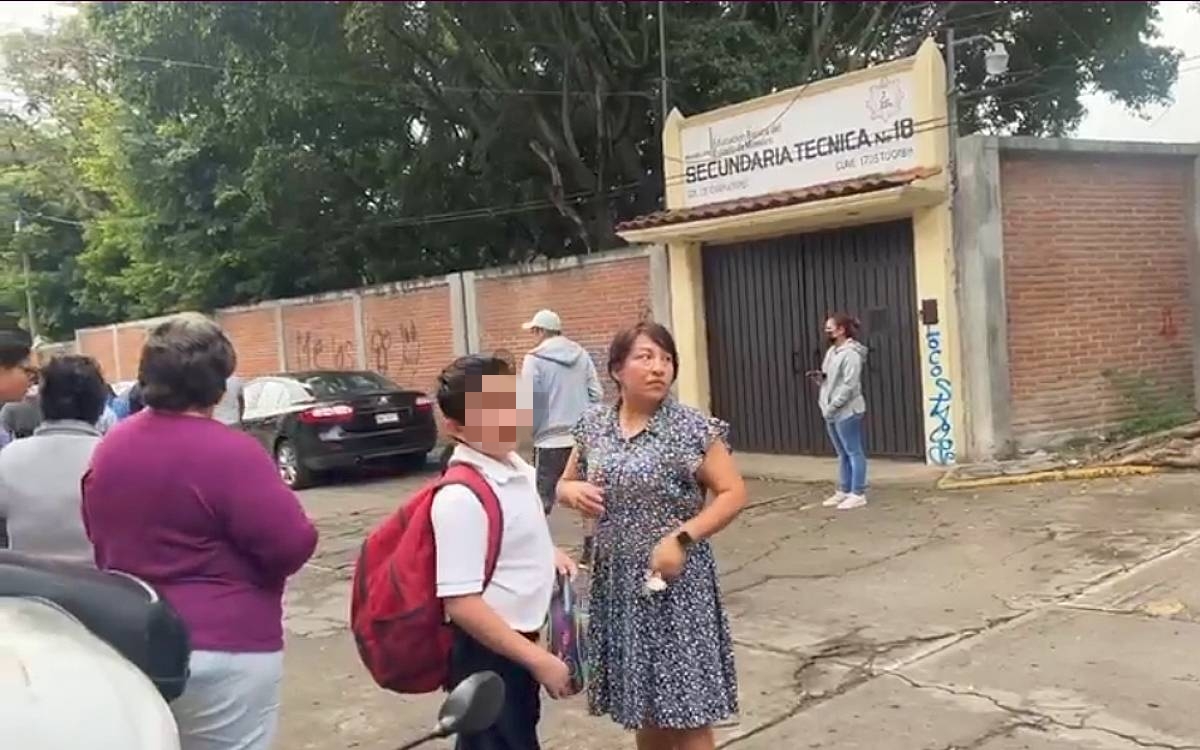 Suspenden clases en escuela Morelos ante amenaza de tiroreo