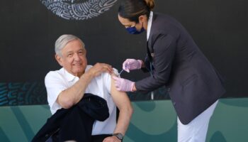 AMLO se vacunará contra Covid-19 la próxima semana: 'cualquiera es buena'