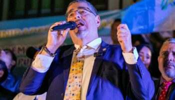 Tras encuentro con AMLO, Arévalo suspende gira por ‘golpe de Estado en proceso’
