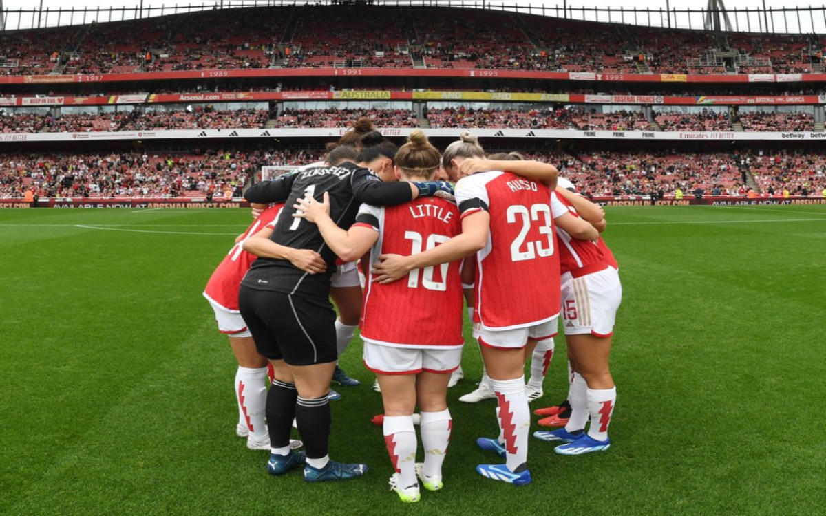 Impone nuevo récord de asistencia en la Superliga Femenina de Inglaterra | Tuit