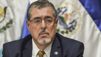 Guatemala: Presidente electo Bernardo Arévalo reanuda su gira y viaja a EU