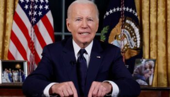 Biden llama a ayudar a Ucrania e Israel con miles de millones de dólares