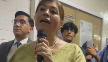 'Las chinches vienen de sus casas', acusa abogada de la UNAM | Video