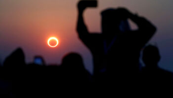 FOTO: Así se vio el eclipse solar desde el espacio