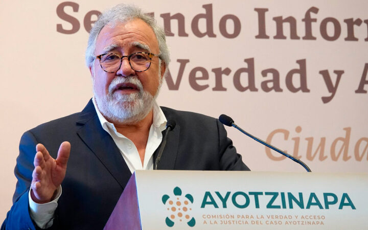 Sheinbaum invita a su equipo a Encinas, su 'compañero de lucha' Sheinbaum invita a su equipo a Encinas, su 'compañero de lucha'