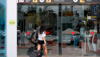 A la fecha no se sabe cuánto pagaron al gobierno como contraprestación aeropuertos al ser privatizados en 1998: Rodríguez: Entérate