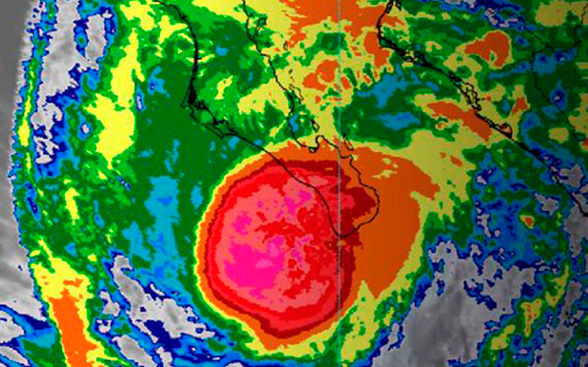 ¡Atención BCS! Huracán Norma está próximo a tocar tierra