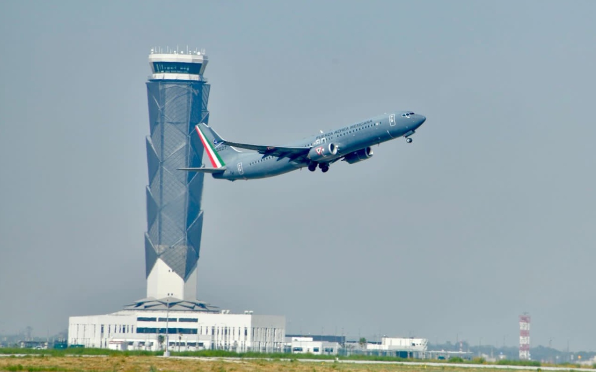 Despegan aviones que trasladarán a España a mexicanos en Israel