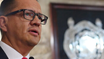 Legislativo resuelve por mayoría, Poder Judicial por control constitucional: Magistrado Muñoz