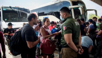 Peticiones de refugio en México se disparan un 30%; alcanzan récord de 112 mil 960
