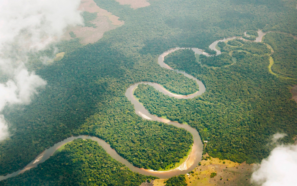 47 people died when a boat capsized on the Congo River