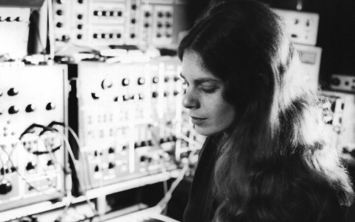 Con pieza de Laurie Spiegel reabre el Espacio de Experimentación Sonora del MUAC