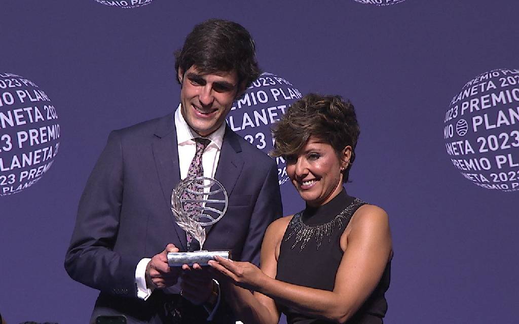 La periodista española Sonsoles Ónega gana el Premio Planeta, ¡y se lleva un millón de euros! La periodista española Sonsoles Ónega gana el Premio Planeta, ¡y se lleva un millón de euros!