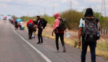 EU advierte a migrantes que crucen ilegalmente que podrán ser inhabilitados de por vida: Esquivel | Video
