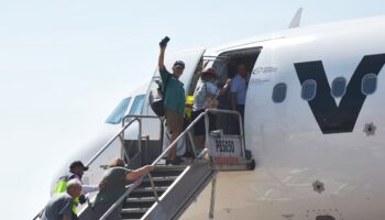 Realizan 14 vuelos en primera jornada del puente aéreo humanitario con Acapulco