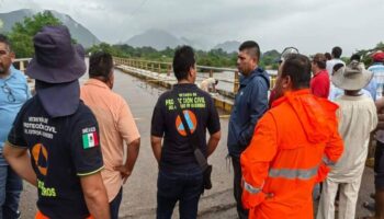 Guerrero: Evacuan a más de 100 personas por crecida de ríos