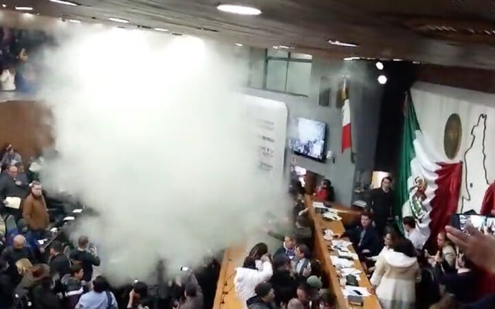 NL: Dante Delgado acusa al PRI y PAN de 'regresión democrática' tras caos en Congreso NL: Dante Delgado acusa al PRI y PAN de 'regresión democrática' tras caos en Congreso