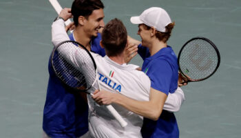 Copa Davis: Italia está en la Final; Sinner y Sonego se imponen a Djokovic y Kecmanovic