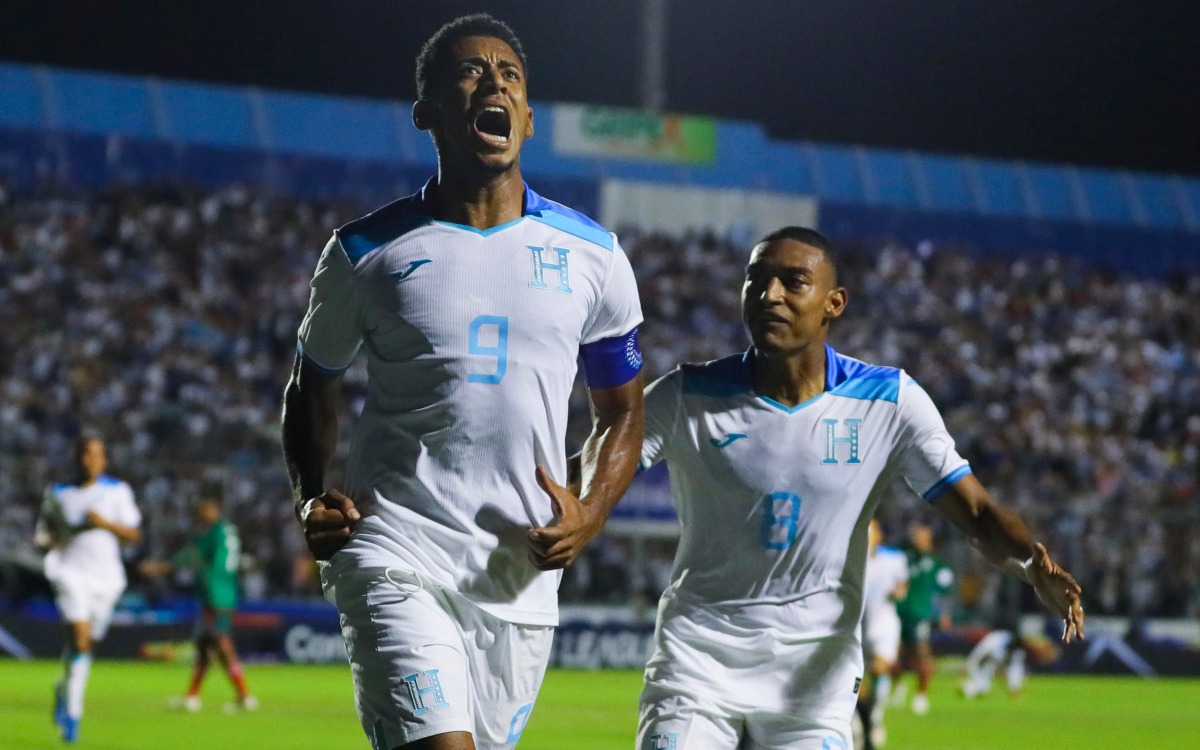 Presidenta de Honduras felicita a la selección de ese país tras “histórica victoria” frente a México