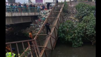 Se derrumba puente en límites de Neza y Chimalhuacán; hay 13 heridos