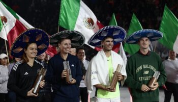 Carlos Alcaraz se impone a Tommy Paul en la Monumental Plaza de Toros México | Video