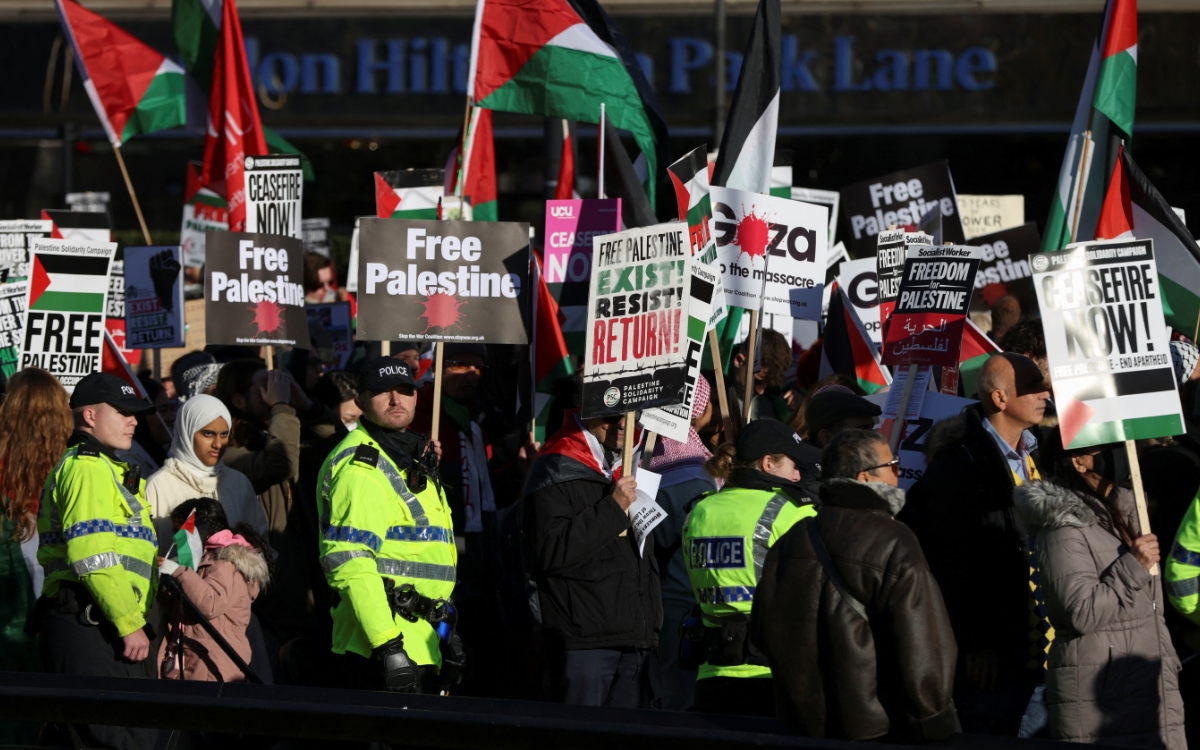 Decenas de miles exigen en Londres un alto al fuego en Gaza