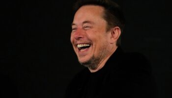 Elon Musk sumó 95 mil 400 mdd a su fortuna en 2023 y encabeza lista de ricos de Bloomberg