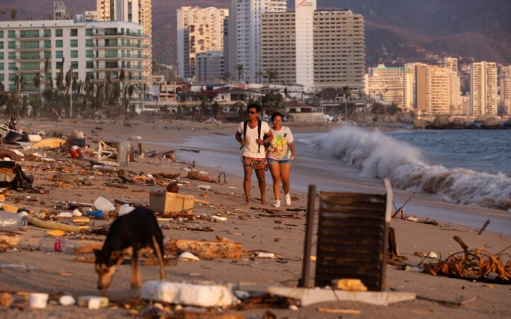 Fitch calcula pérdidas por 16 mil mdd tras huracán Otis en Guerrero Fitch calcula pérdidas por 16 mil mdd tras huracán Otis en Guerrero