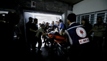Hospital Al Shifa, el más grande de Gaza, suspende actividades