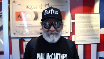 El Metro se une a la  Beatlemanía con exposición