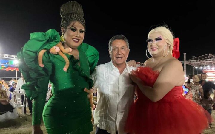 Muxes de Oaxaca celebran la vida y la diversidad en una vela anual: “Las Auténticas Intrépidas Buscadoras del Peligro” Muxes de Oaxaca celebran la vida y la diversidad en una vela anual: “Las Auténticas Intrépidas Buscadoras del Peligro”