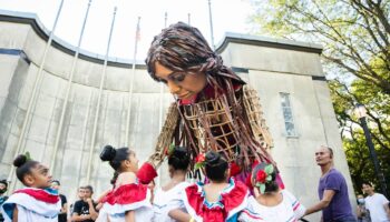 Amal, la marioneta gigante, recorrerá el centro de Ciudad Universitaria