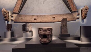 Piezas arqueológicas mexicanas viajan; son expuestas en Singapur