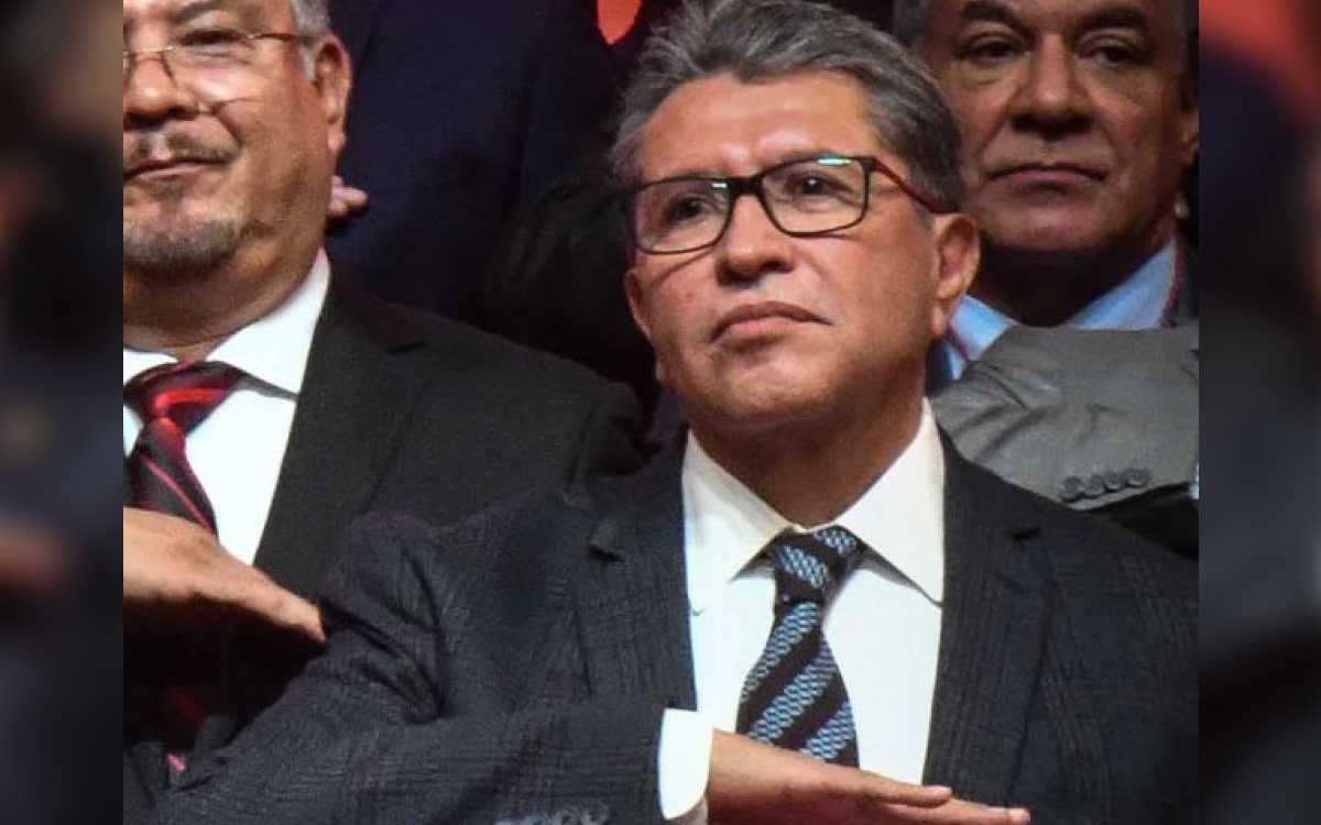 Ricardo Monreal vuelve al Senado