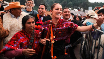 'Una mujer me dijo: tú eres el sueño no cumplido de mi abuela': Sheinbaum en el 25N | Video