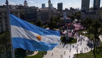 Contratos en Argentina podrán pactarse en criptomonedas, carne o leche: Ministra