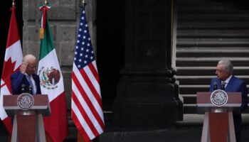 AMLO acordó con Biden reforzar contención en sur de México contra migrantes