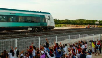 AMLO inaugura primer tramo del Tren Maya; 'Es una obra magna'