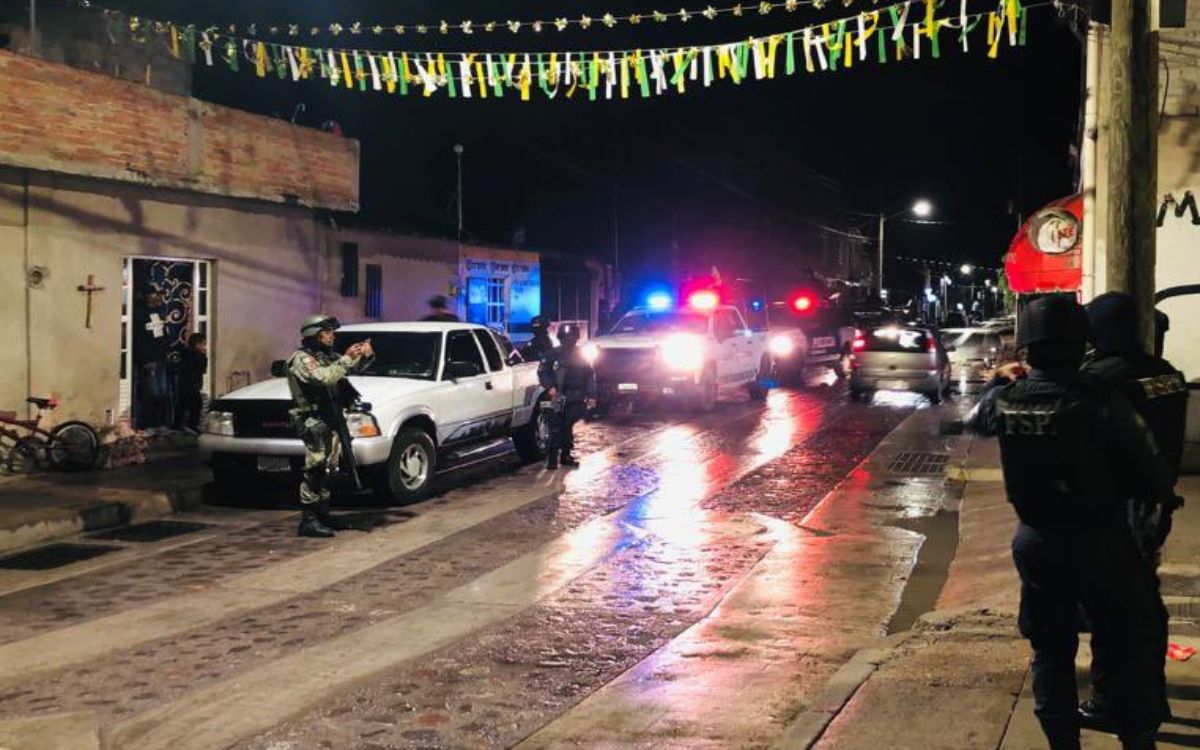 Hallan cinco cuerpos con signos de violencia cerca de la Universidad de Guanajuato en Celaya