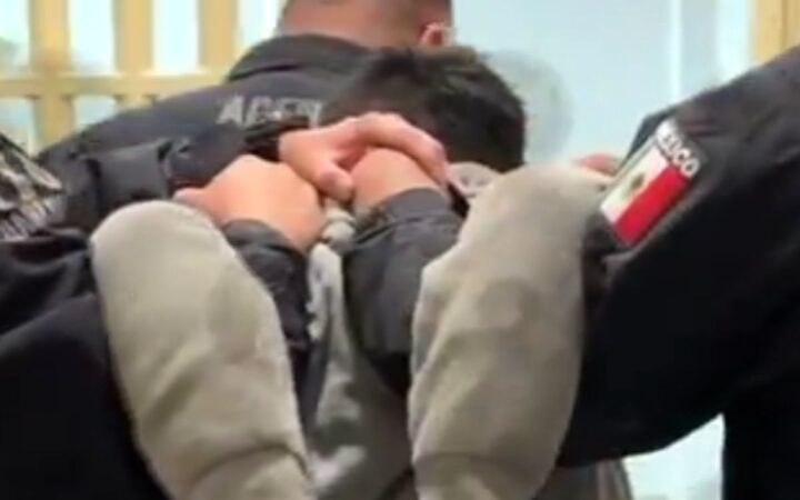 Capturan a un presunto responsable del homicidio de universitarios en Celaya | Video Capturan a un presunto responsable del homicidio de universitarios en Celaya | Video