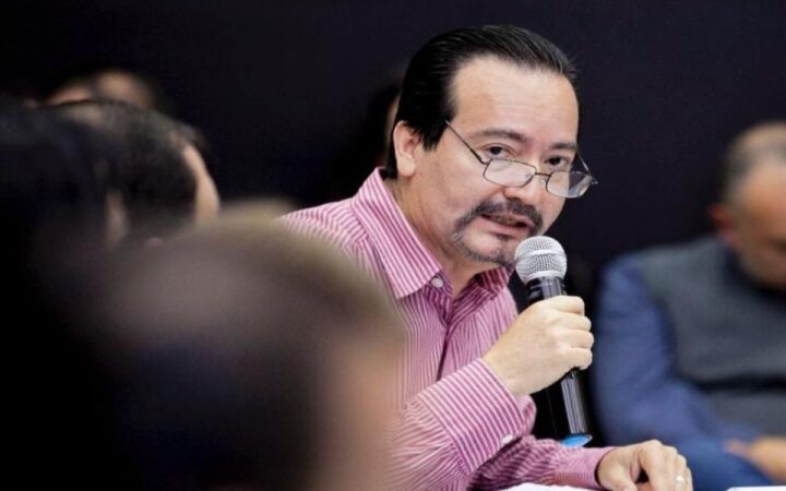 Pide secretario de Tepic disculpa pública a feminista por discriminación Pide secretario de Tepic disculpa pública a feminista por discriminación