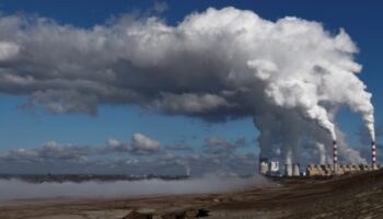 COP28: Energía nuclear se cuela como solución climática con la oposición de ecologistas
