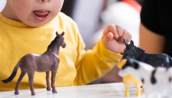 Llama Segob a no comprar juguetes bélicos o que hipersexualicen a las mujeres