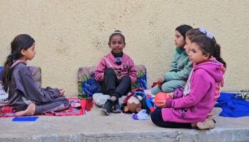 Niña de 9 años reportea desde Gaza | Video
