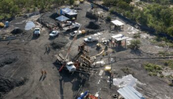 Recuperación de cuerpos en 'El Pinabete' queda a cargo de FGE Coahuila: periodista | Video